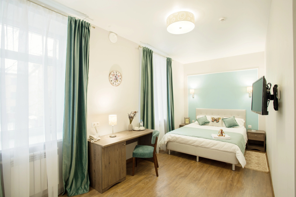 Farfalle Hotel Room Type - Standard Triple Family room with city view