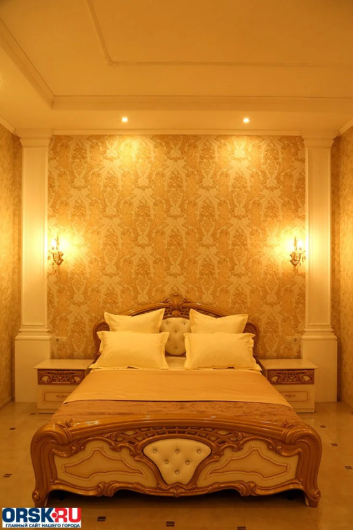 Double Suite (full double bed)