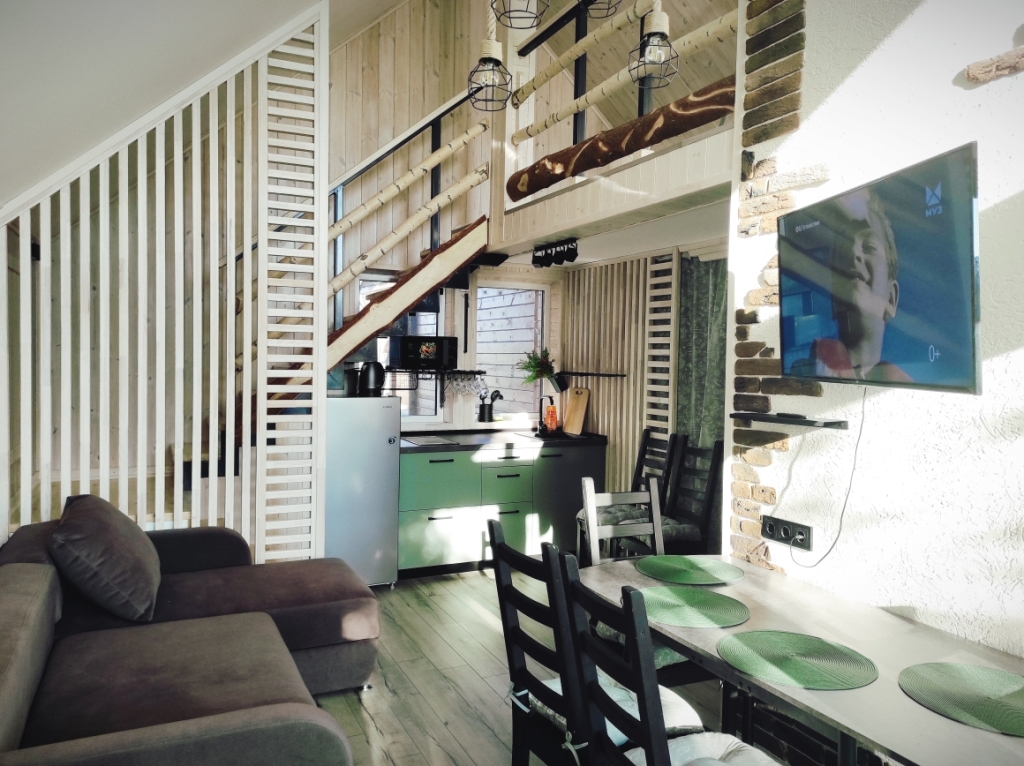 Коттедж с красивым видом из окна в Seven Lodge