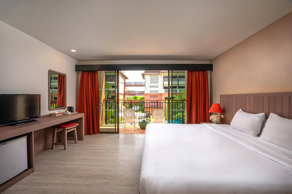 Sea Breeze Double room with balcony and with pool view (full double bed)