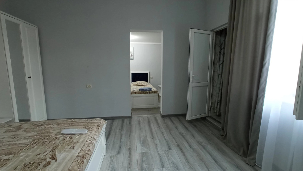 Четырёхместный номер Superior с балконом в Samira