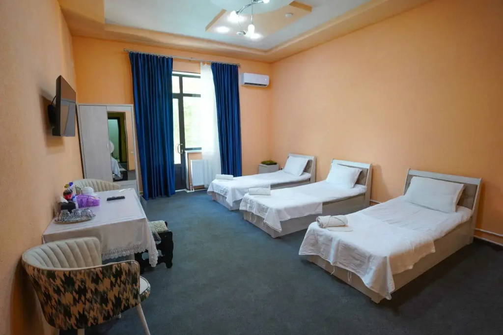 Economy room