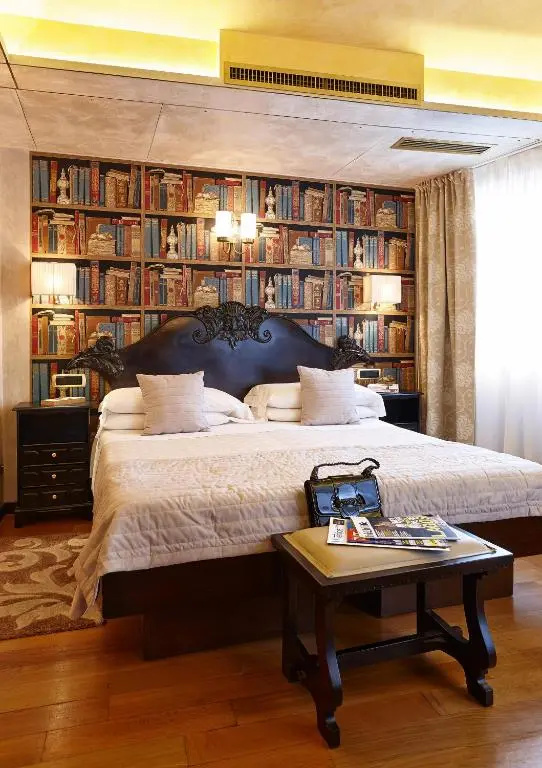 Hotel Saturnia & International Room Type - Double or Twin CLASSIC DOUBLE BED