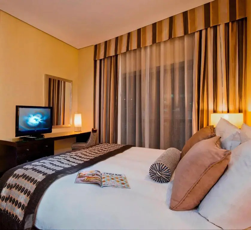 Deluxe Double room with pool view (full double bed)