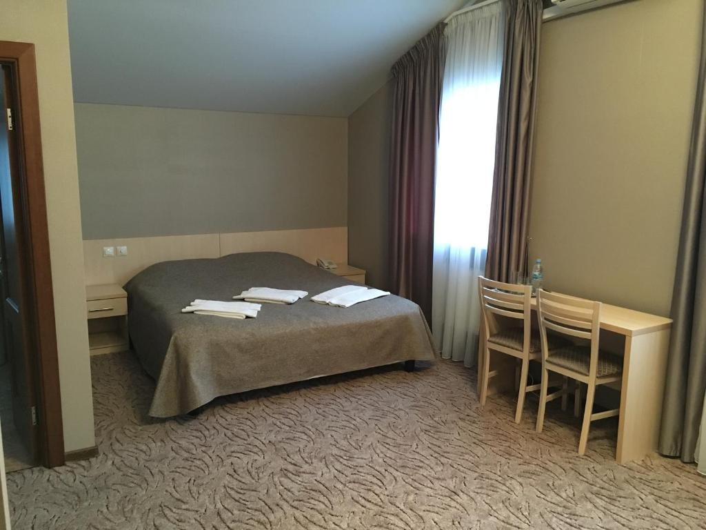 Double Family Suite (full double bed)