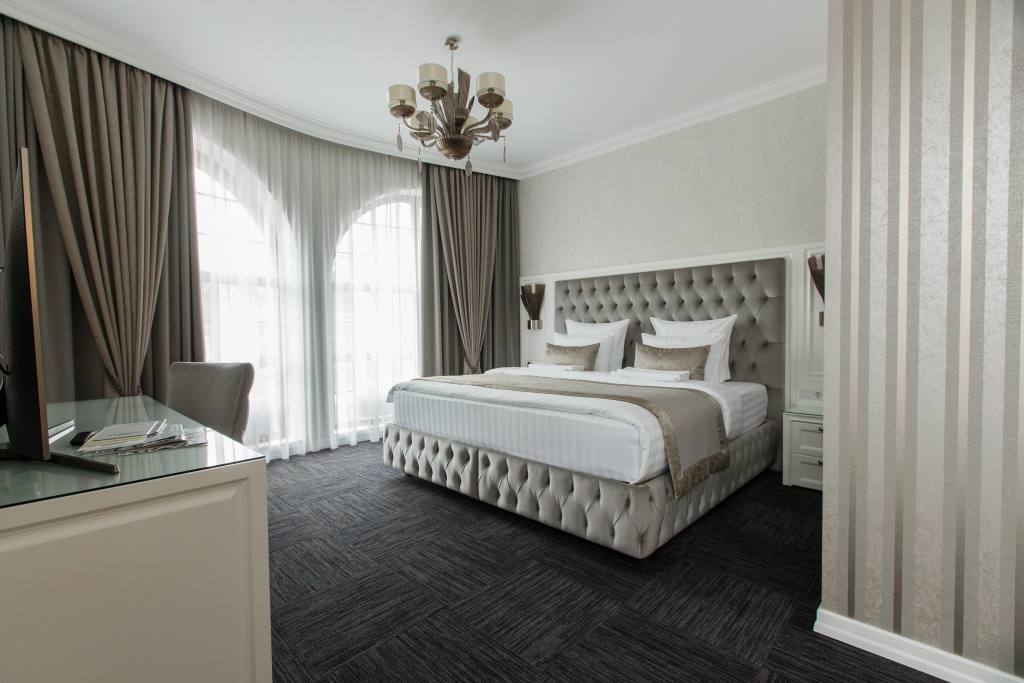 Stolitsa Butik-Hotel Room Type - Deluxe Double room full double bed
