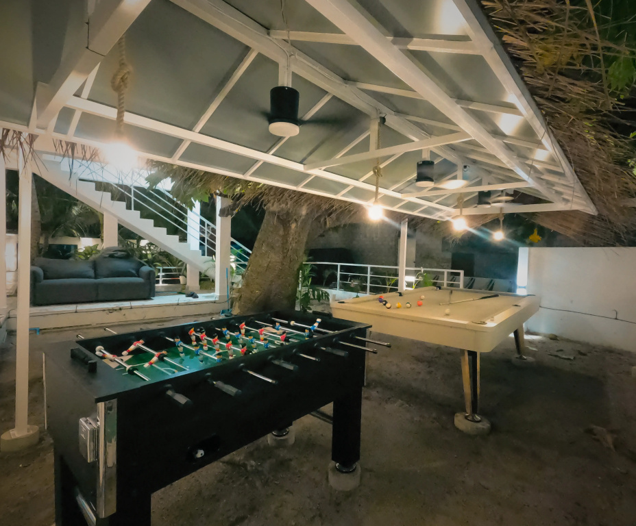 Oceana Surf Maldives Hotel