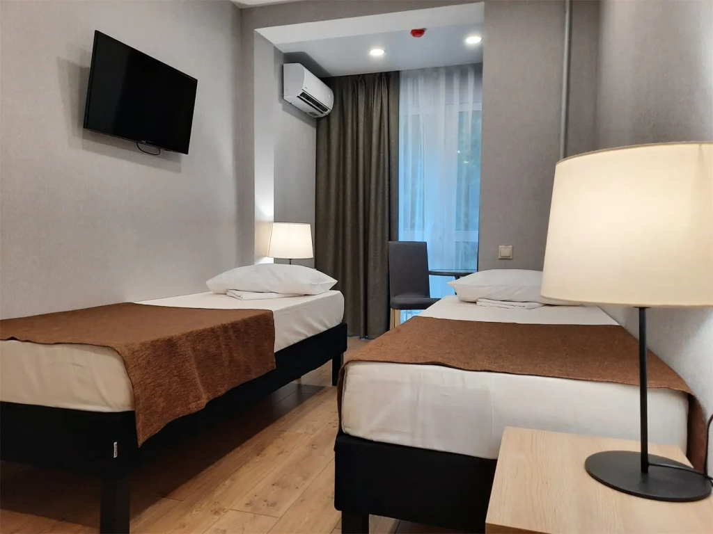Atmosfera Park Hotel Room Type - Standard Double Apartment with balcony full double bed