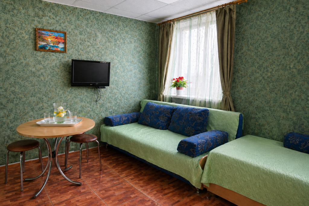 Comfort room with city view