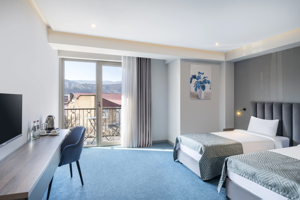 Standard Double room with balcony (twin beds)
