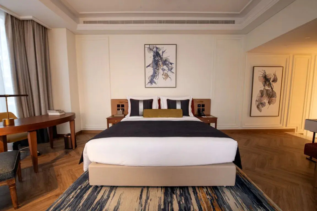 Ocean Quadruple Suite with sea view