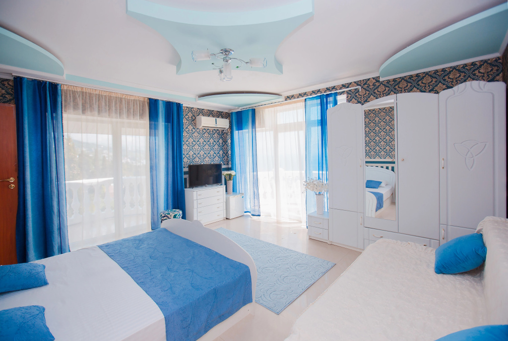 1 Bedroom Junior Suite with balcony and with sea view