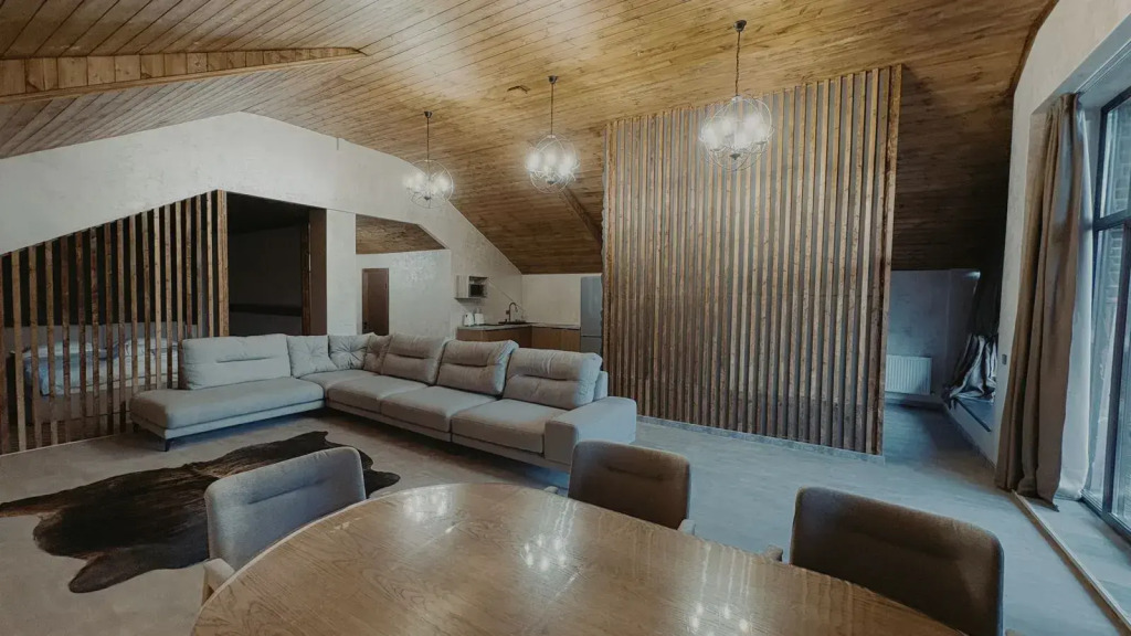 Апартаменты с 2 комнатами с балконом и с красивым видом из окна в Monto