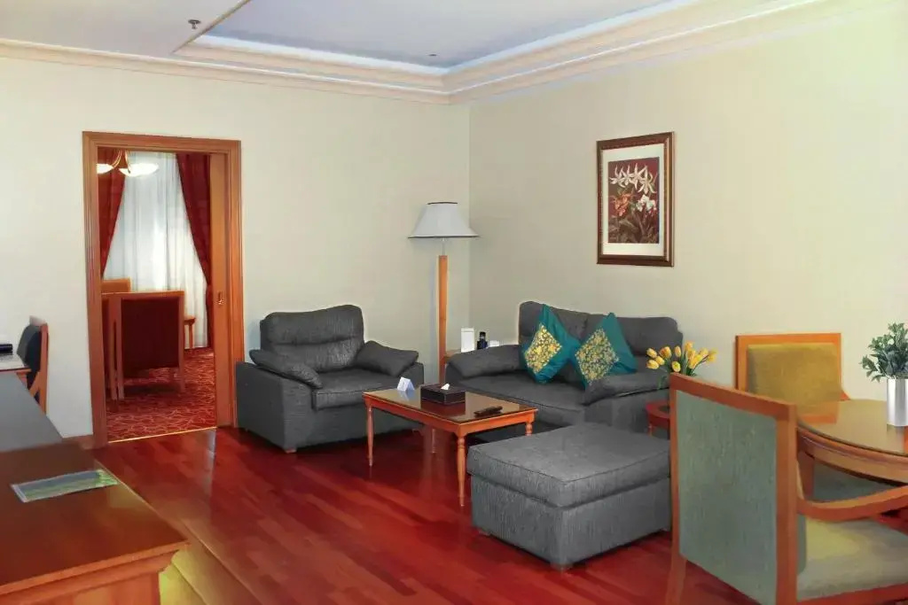 Executive Double Suite (full double bed)