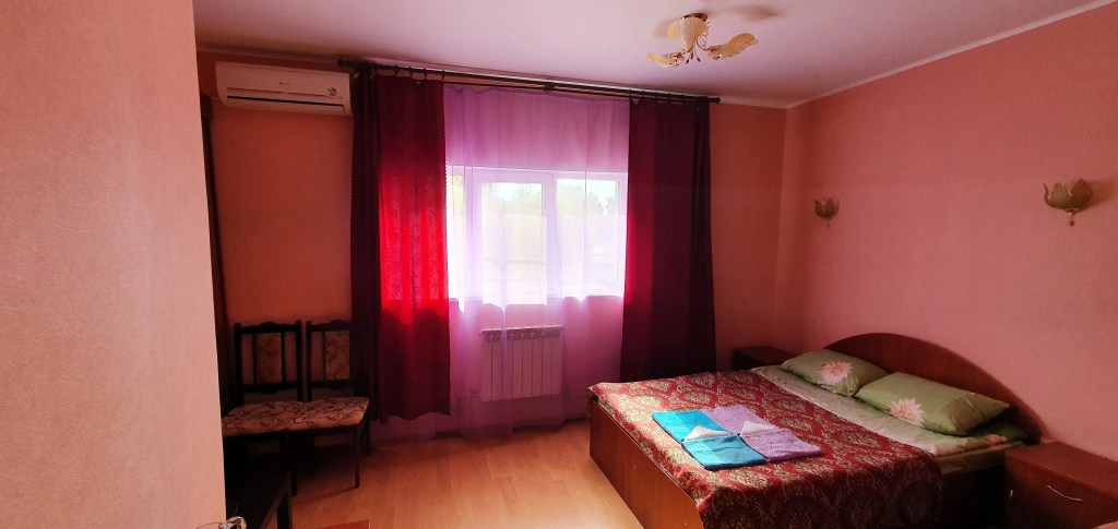 Double Studio (full double bed)