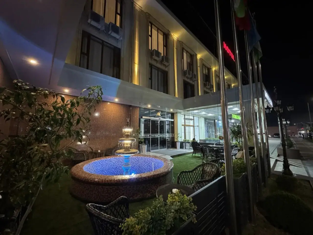 Khan Palace Hotel — фото