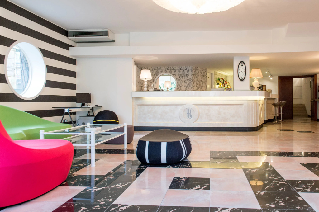 Hotel photo 8