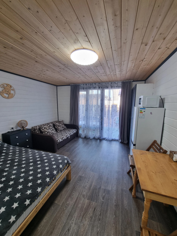 Студия в Виктория