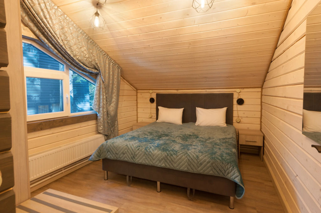 Шале с балконом и с видом на горы в Ух-ты, пихты!