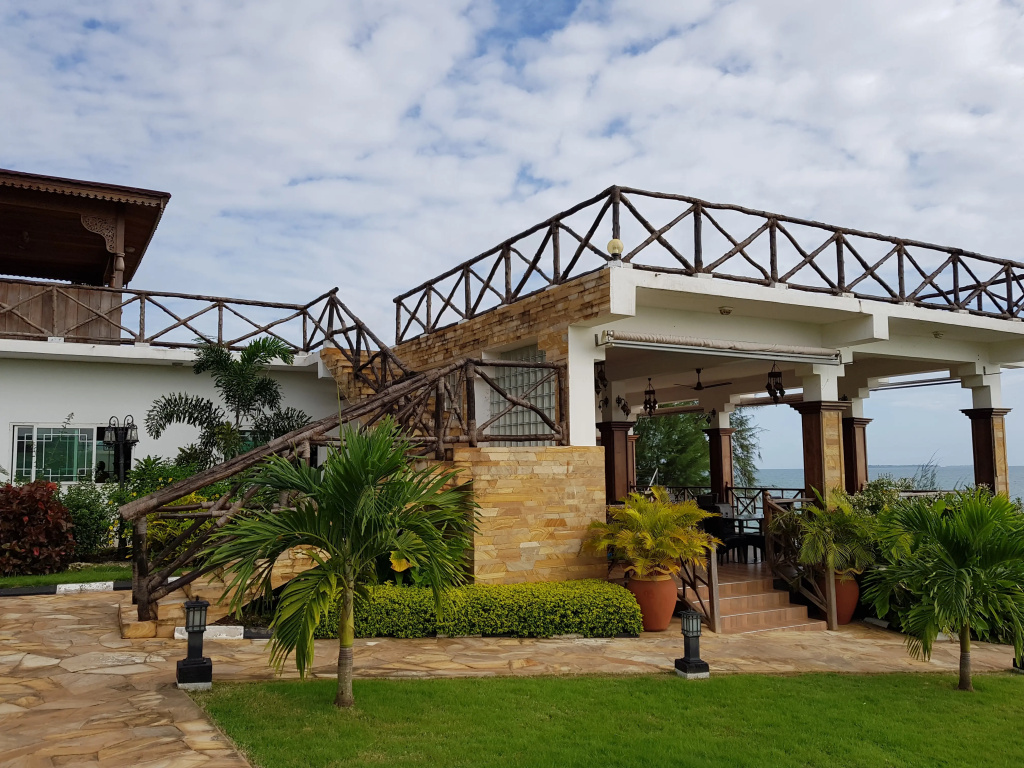 Royal Cliff Zanzibar Hotel
