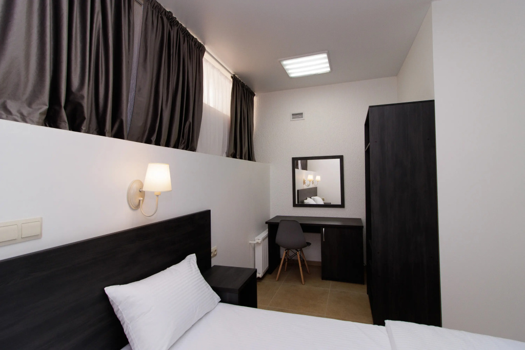 Standard Double room (full double bed)
