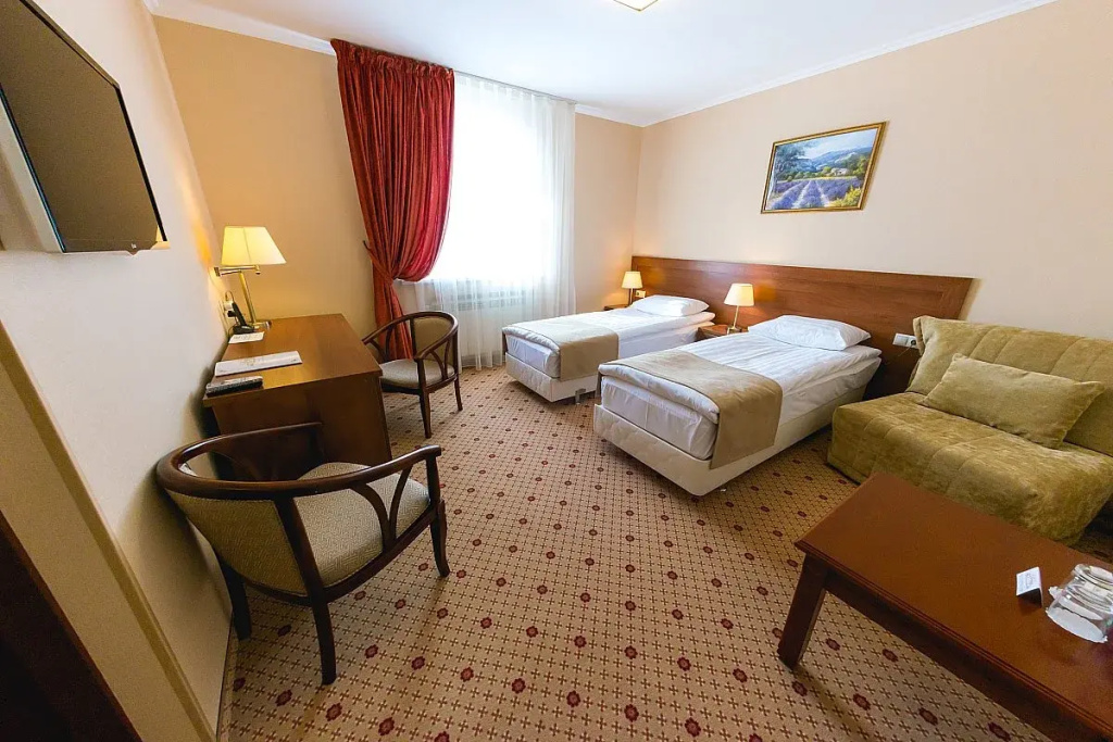 Restoran Provans Hotel Room Type - Standard Double room full double bed