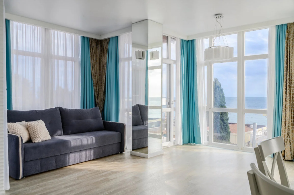 Апартаменты Red Apartments Нижнеимеретинская 137А Лоррэн — фото