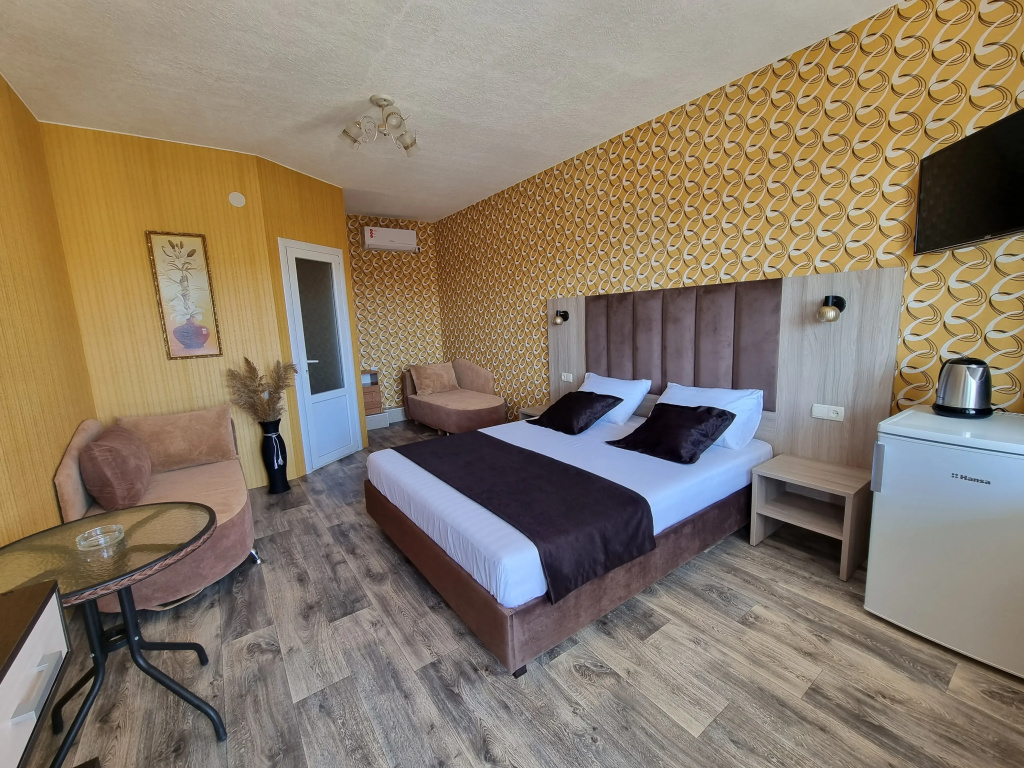Hotel photo 12