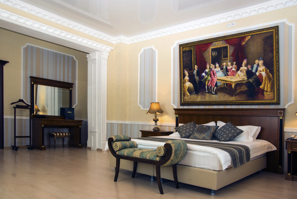 Motsart Hotel Room Type - Double Suite full double bed