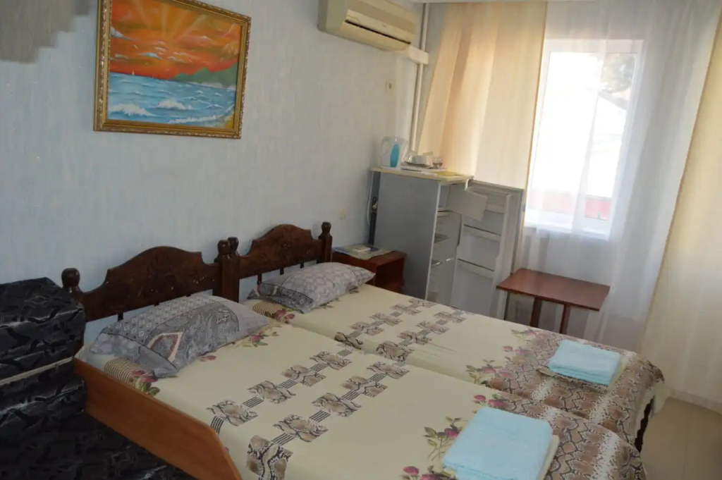 Economy Double room (full double bed)
