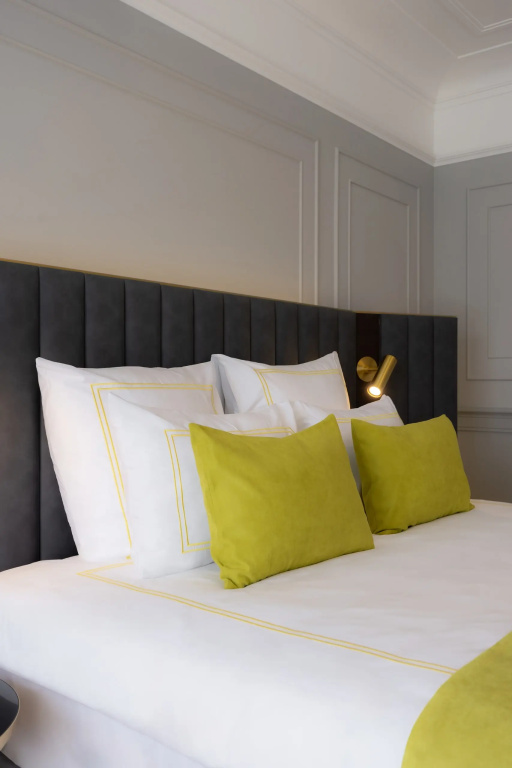 Double Attic Junior Suite (full double bed)