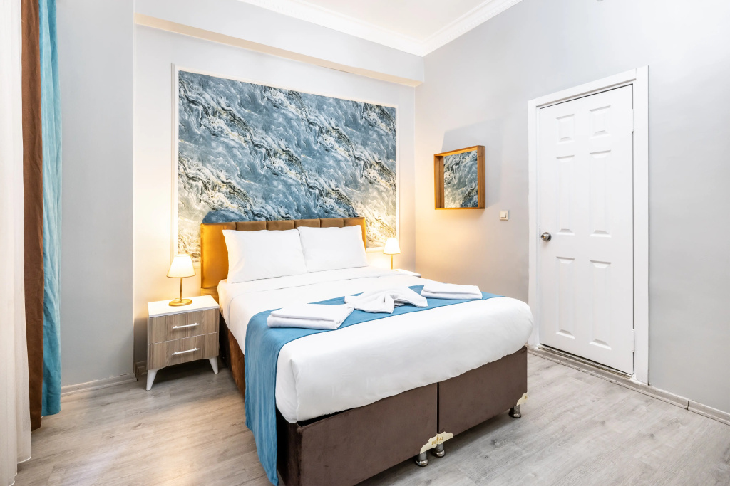 Standard Double room (full double bed)
