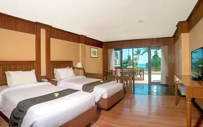 Grand Deluxe Double room with balcony and with sea view (full double bed)