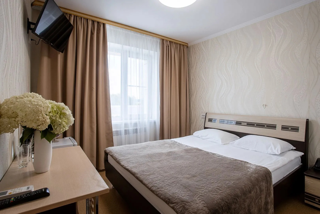 Superior Double room (full double bed)