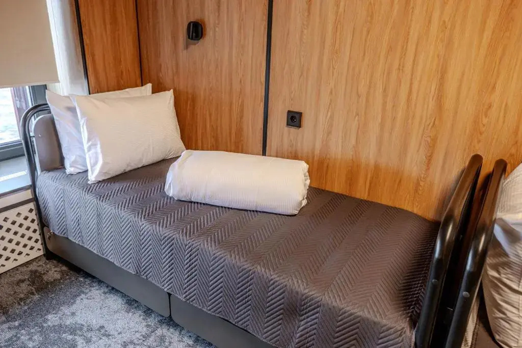 Holiday Inn Aktau, Актау, Казахстан мініатюра 14