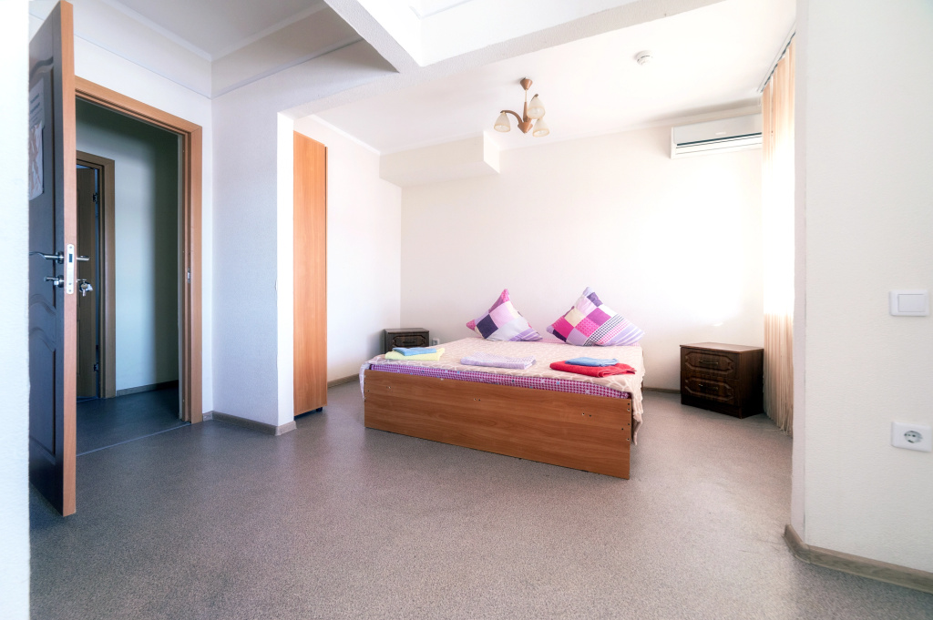 Economy Double room (full double bed)