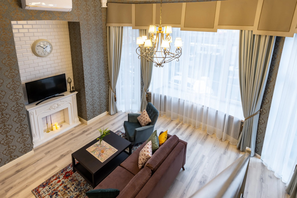 Отель Апартаменты D apartments Двухуровневая студия Гигантские окна потолки 4,2 м в Санкт-Петербурге