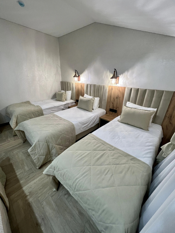 Tash Maral Hotel Room Type - Standard Triple room with mountain view