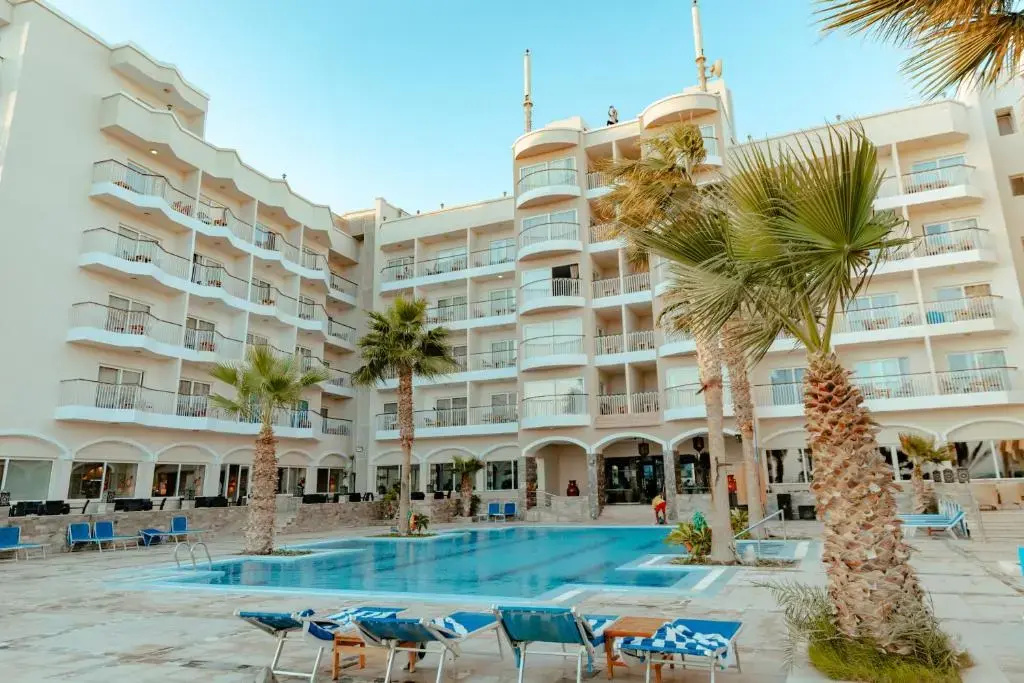 Курортный отель Royal Star Beach Resort — фото