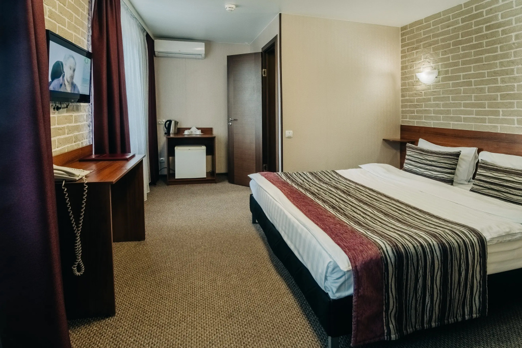 Avrora Room Type - Standard Double room full double bed