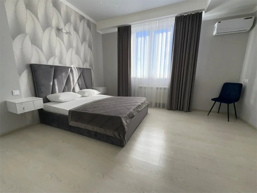 Double Family Suite with balcony (full double bed)