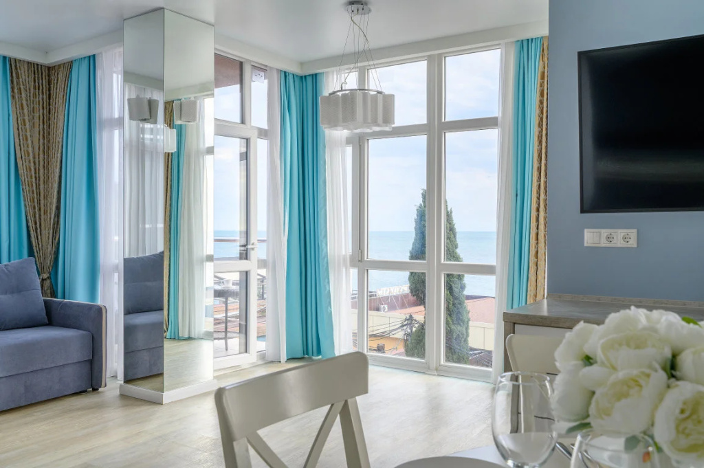 Апартаменты Red Apartments Нижнеимеретинская 137А Лоррэн — фото
