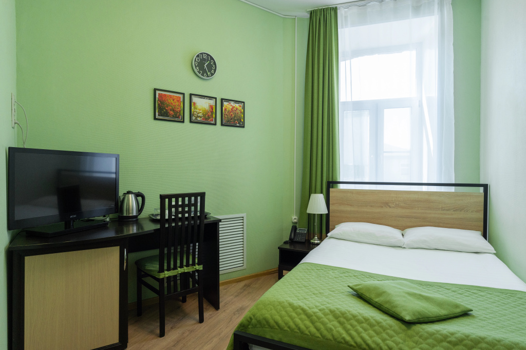 Hotel Oblaka Room Type - Budget Double room full double bed