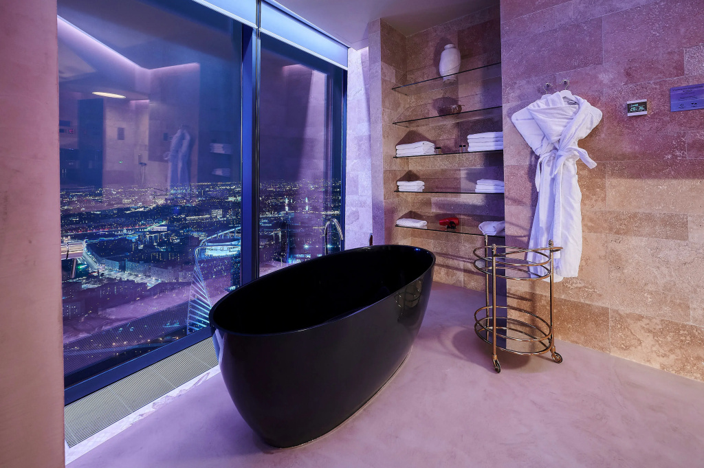 Апартаменты Spa у Вас дома на 77 этаже — фото