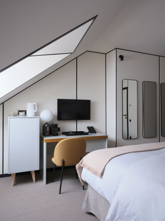 Отель GLINZ Hotel by Ginza Project (By Ostrovok