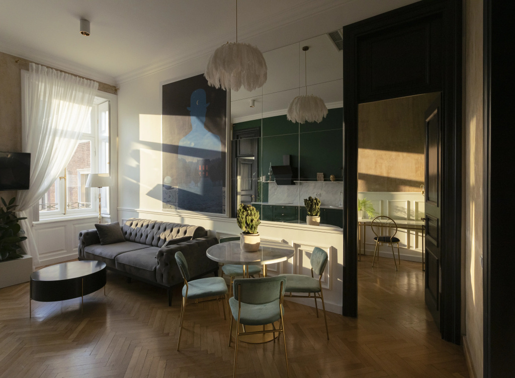 2 Bedrooms Quadruple Suite with balcony and with view