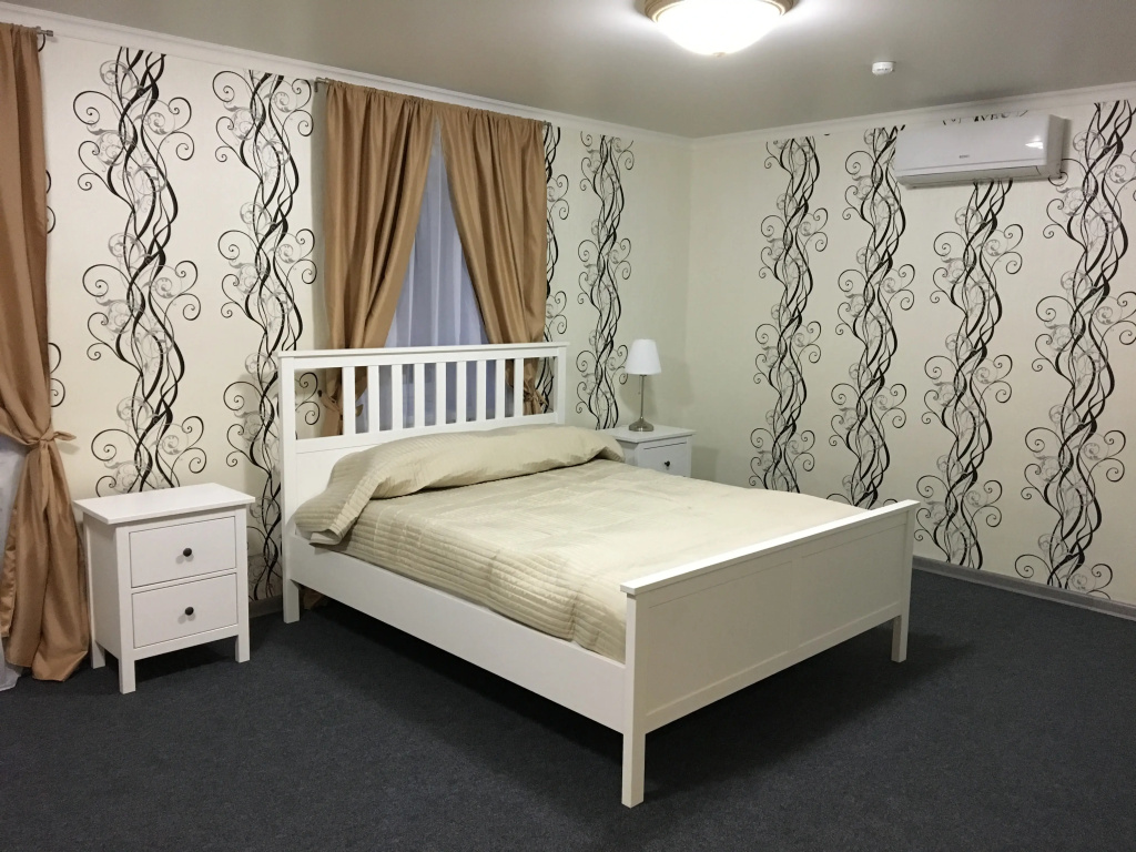 Classic Double Junior Suite (full double bed)