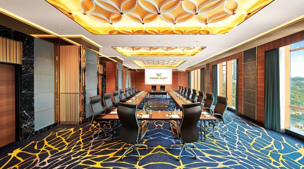 Lobby & Reception