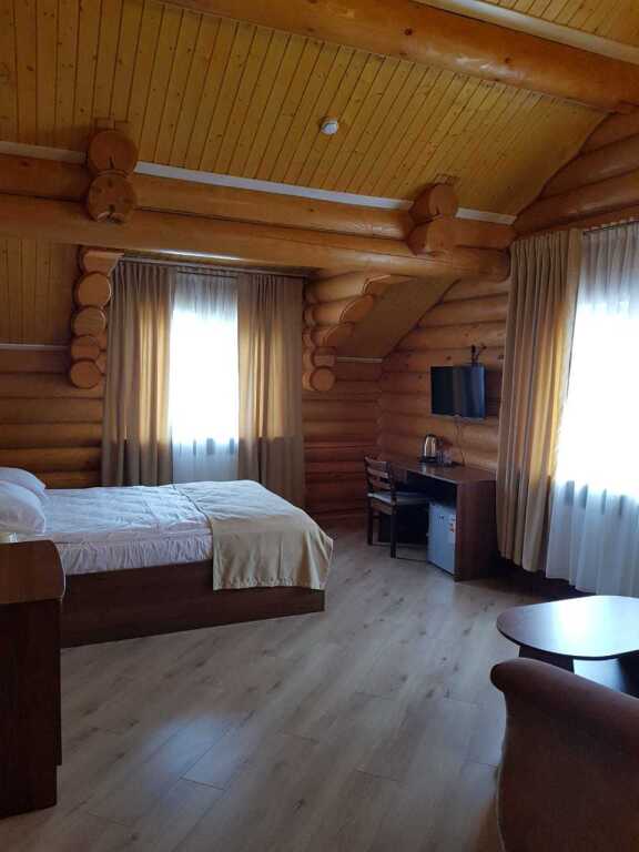 Трёхместный номер Comfort с красивым видом из окна в На Старчонке