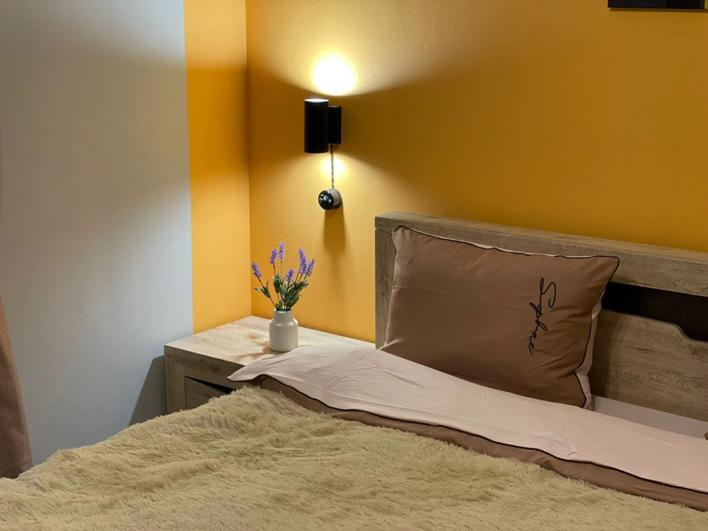 Четырёхместный люкс Superior с красивым видом из окна в Нептун-2